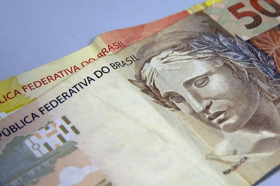 Mercado financeiro prevê queda de 1,18% da economia este ano