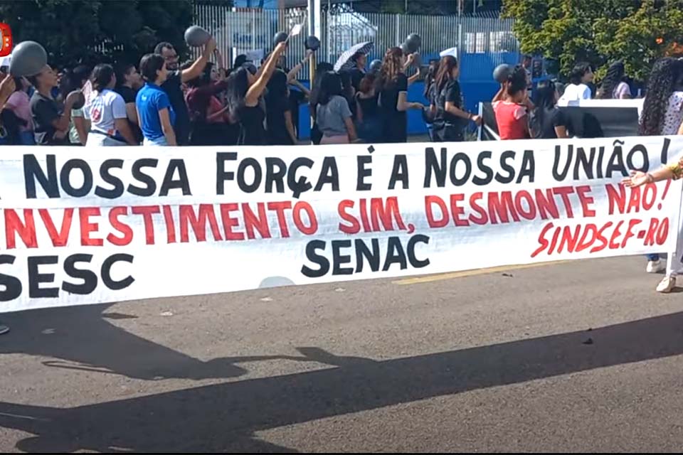 Representantes da Diretoria Executiva do SINDSEF-RO participam de ato defesa e proteção do Sesc e Senac