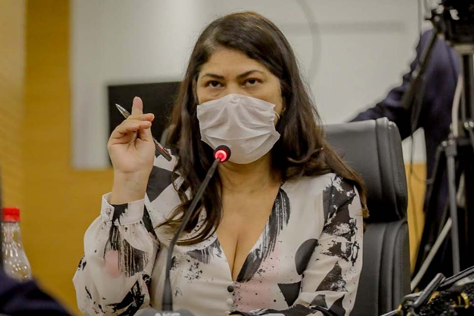 Deputada Cássia Muleta vota favorável ao Projeto de Lei Complementar que trata do oneamento socioeconômico e ambiental em Rondônia