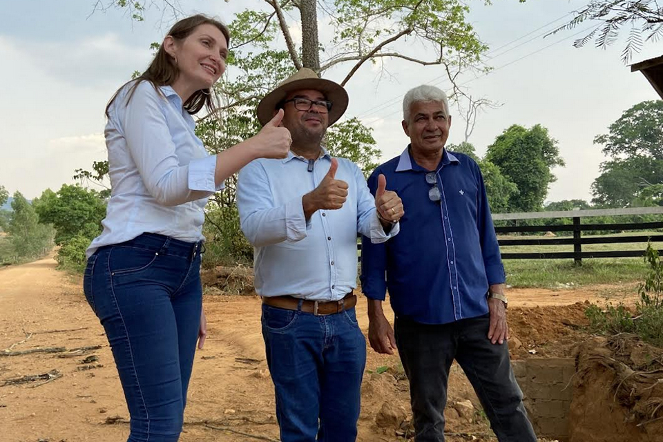 Deputada Lebrinha continua o trabalho de combate a erosão reforçam segurança nas estradas rurais de Nova Brasilândia 