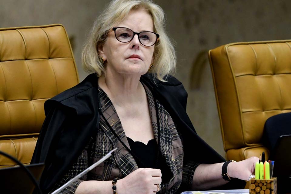 Rosa Weber atende pedido e determina que PF continue apurações preliminares sobre conduta de Bolsonaro