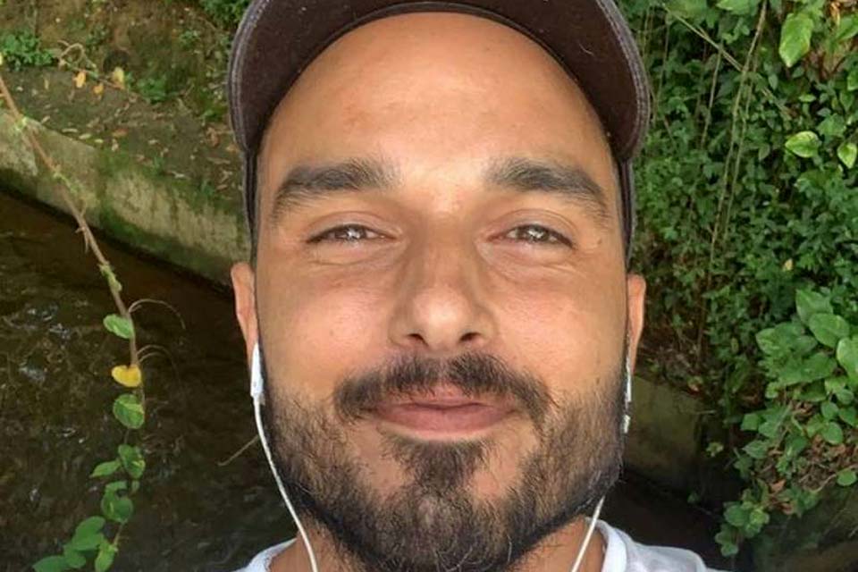 Ator Léo Rosa morre aos 37 anos após luta contra o câncer