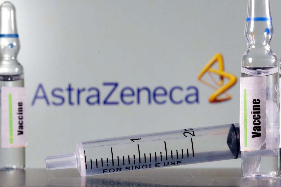 Vacina da AstraZeneca pode ser 90% eficaz contra covid, mostra teste