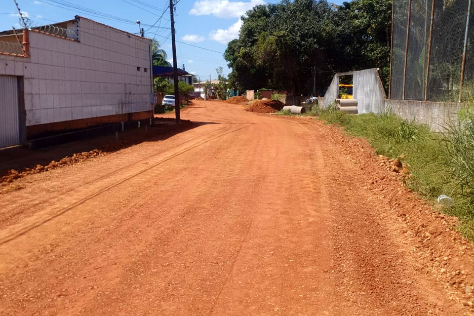 Prefeitura recupera ruas do bairro Nova Esperança, zona Norte da capital