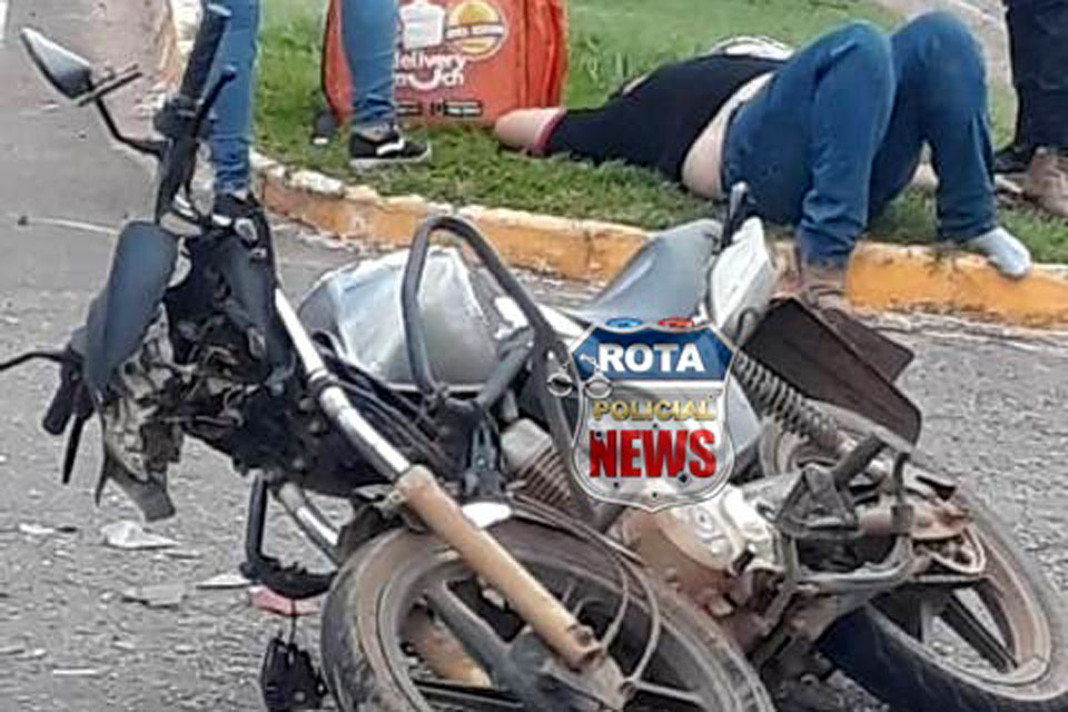 Motociclista atinge carro que avançou preferencial no Centro de Vilhena