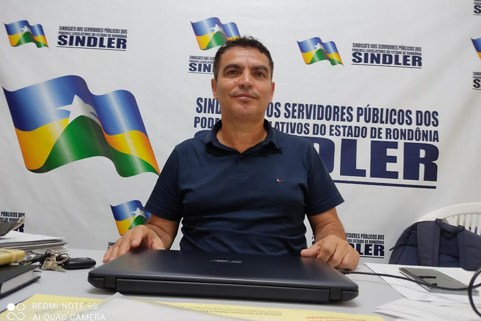 SINDLER deseja aos associados e familiares votos de um Feliz Natal e um Próspero 2022