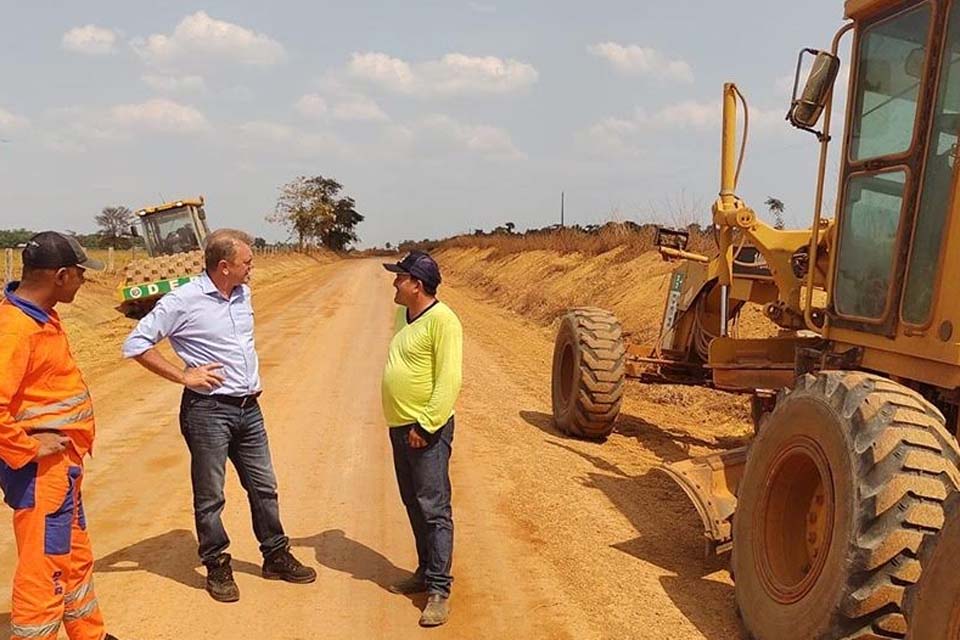 Em visita a Cerejeiras, Luizinho Goebel garante construção de ponte de concreto sobre o Rio Santa Cruz e obras de recuperação da RO-487