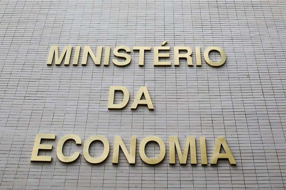 Economia anuncia contingenciamento de R$ 8,7 bilhões do Orçamento