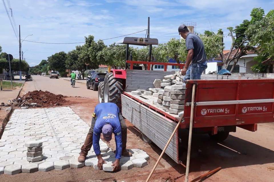 Operação Tapa Buracos está acontecendo na avenida Macapá