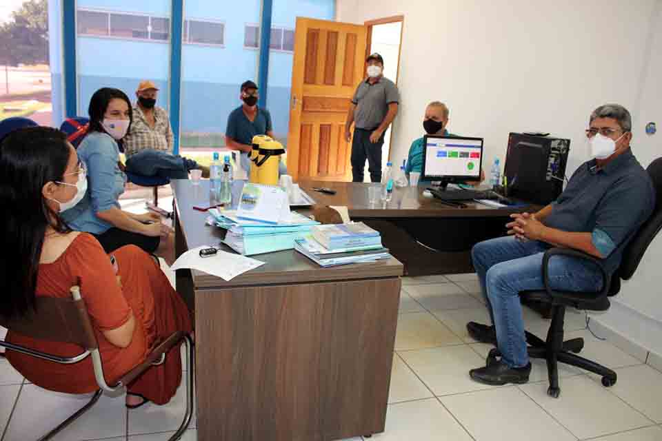 Adelino Follador visita município de Rio Crespo e vistoria obras executadas com emendas que destinou