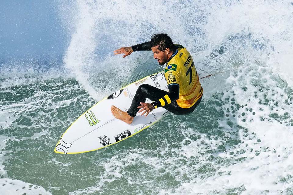 Surfe: Filipinho é tricampeão na África do Sul e carimba vaga em Paris