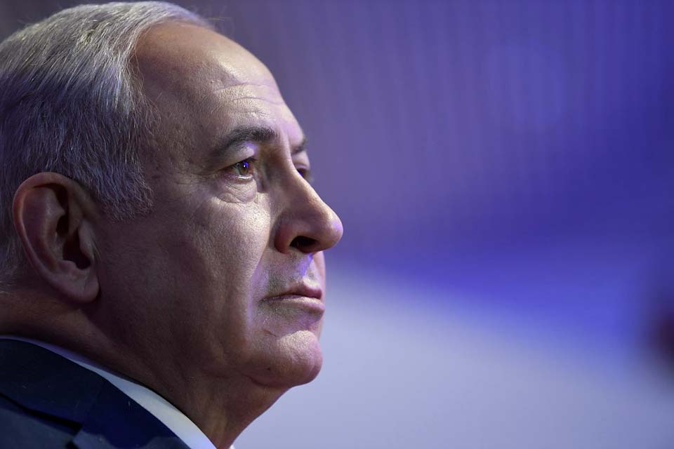 Netanyahu critica declaração anti-palestina de ministro e mantém relação de 'morde e assopra' com EUA