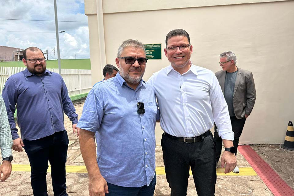 Vereador Everaldo Fogaça prestigia reinauguração do Restaurante Prato Fácil da Zona Leste de Porto Velho