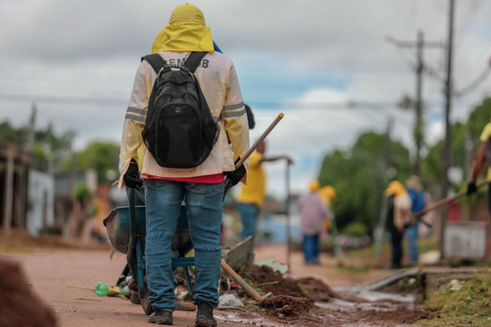 Limpeza Urbana é realizada diariamente pela Prefeitura de Porto Velho