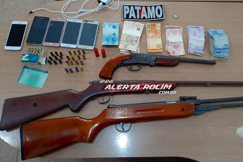 Operação conjunta da PM e PC apreende armas de fogo, celulares e dinheiro 