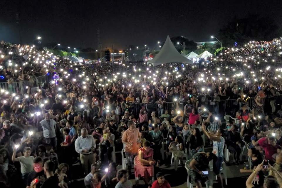 Show nacional com cantor Fernandinho marca as comemorações dos 46 anos de emancipação política de Ariquemes