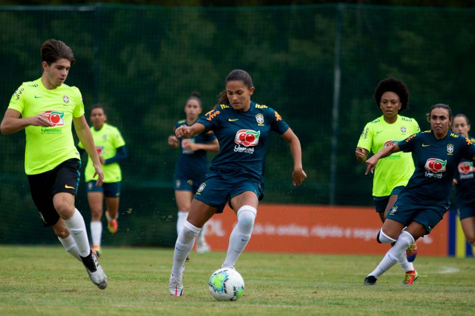 Sem amistosos, Pia valoriza períodos de treinos da seleção feminina