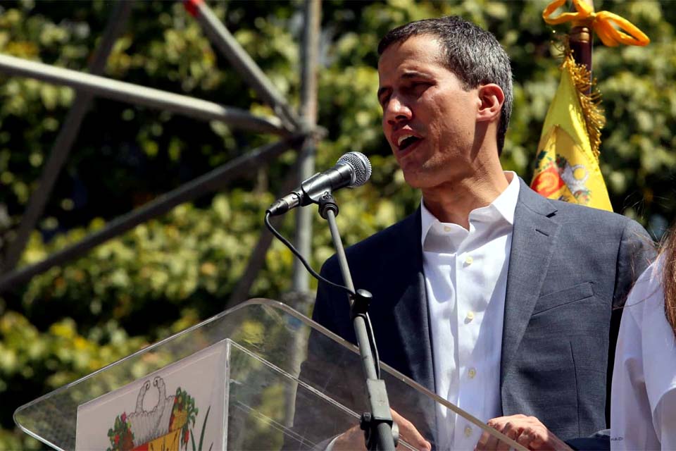 Juan Guaidó promete forçar em 2021 uma solução para a crise