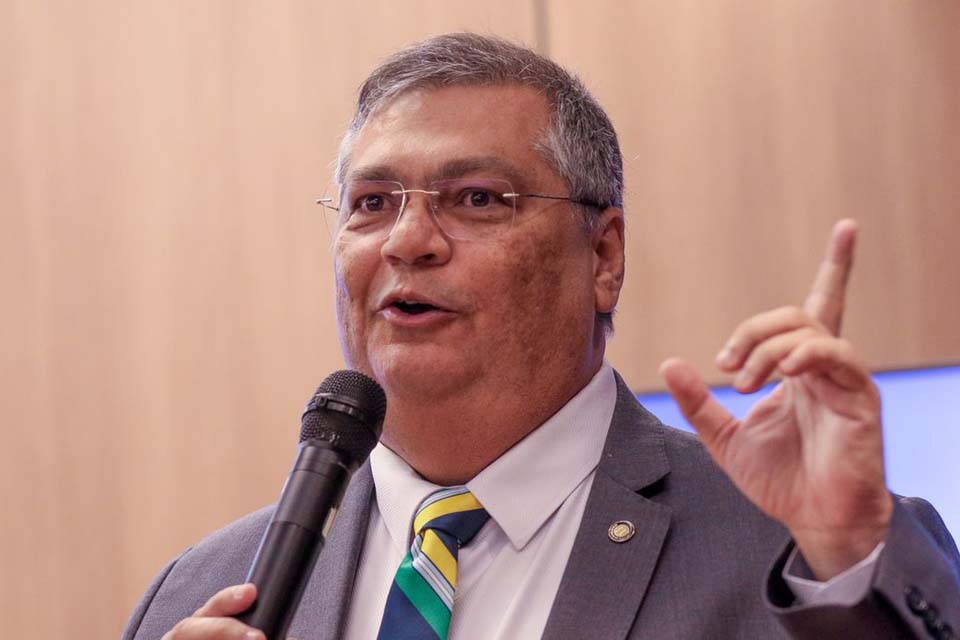 Dino diz que não há campanha para ser ministro do STF