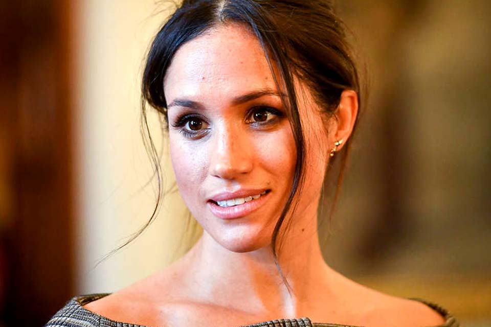 Harry dá presente especial para festa luxuosa de 40 anos de Meghan Markle