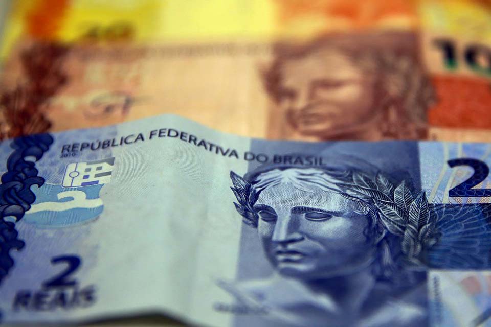 Mercado financeiro prevê PIB de 5,18% e inflação de 6,7%