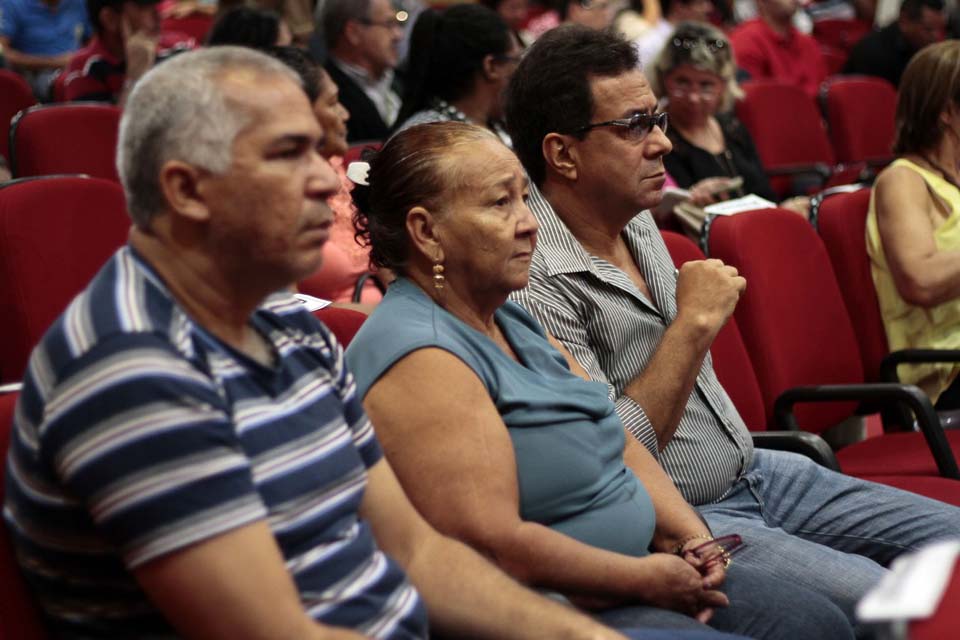 Governo de Rondônia identifica servidores com doenças graves para enquadrá-los como prioritários na transposição