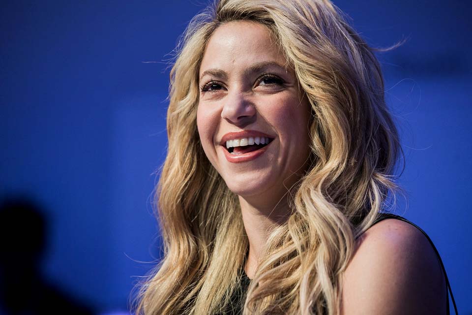 Shakira cutuca namorada de Gerard Piqué: 'Há um lugar no inferno reservado '