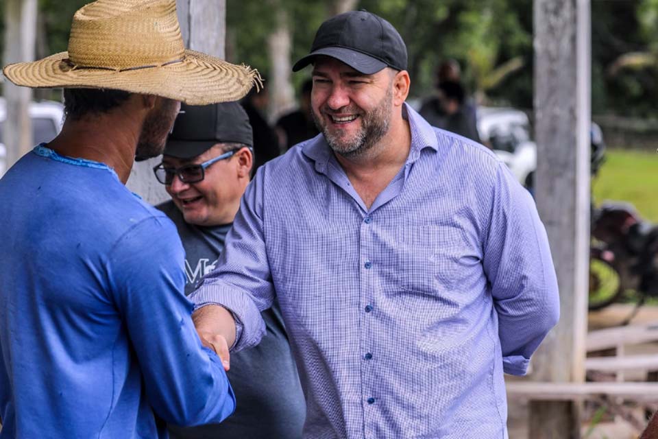 Empenhada emenda do deputado Alex Redano para a compra de veículo para associação de Campo Novo de Rondônia