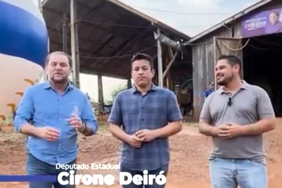 Cirone Deiró entrega secador de café para a Associação Rural Flor da Serra no município de Cacoal