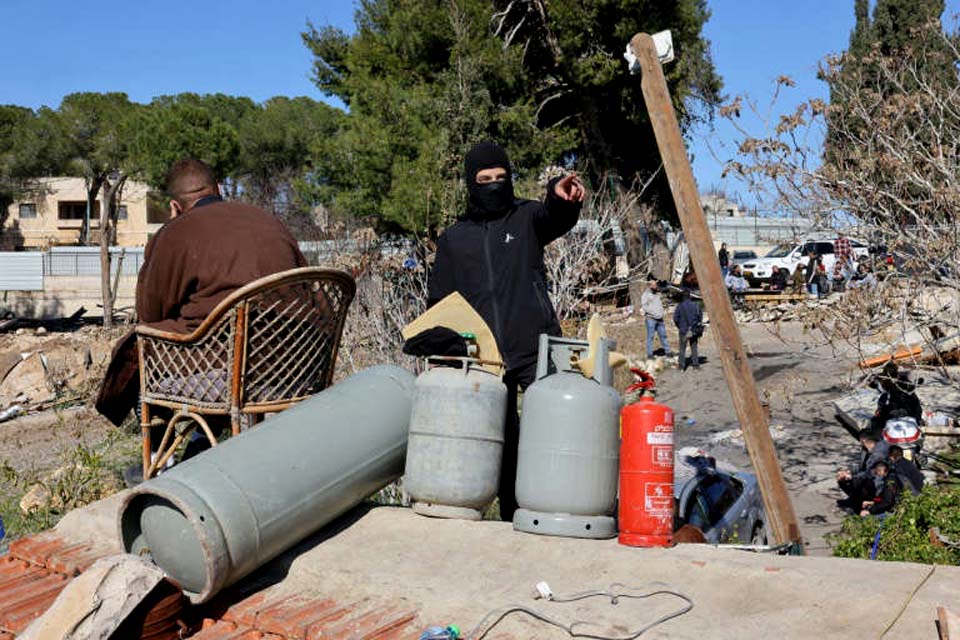 Polícia israelense desiste da tentativa de desalojar família palestina de sua casa