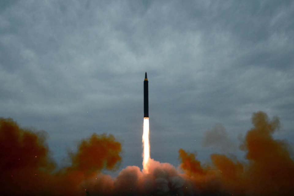 Estados Unidos condenam novo lançamento de míssil pela Coreia do Norte