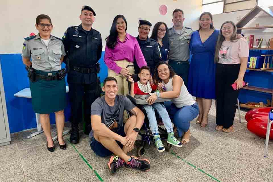 Em Porto Velho, Cristiane Lopes visita Escola Militar Tiradentes e ressalta a continuidade do projeto escola cívico-militar