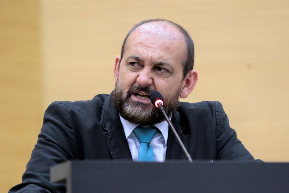 Laerte Gomes critica SESAU na aplicação de emendas destinadas para impulsionar o sistema público de saúde em Rondônia