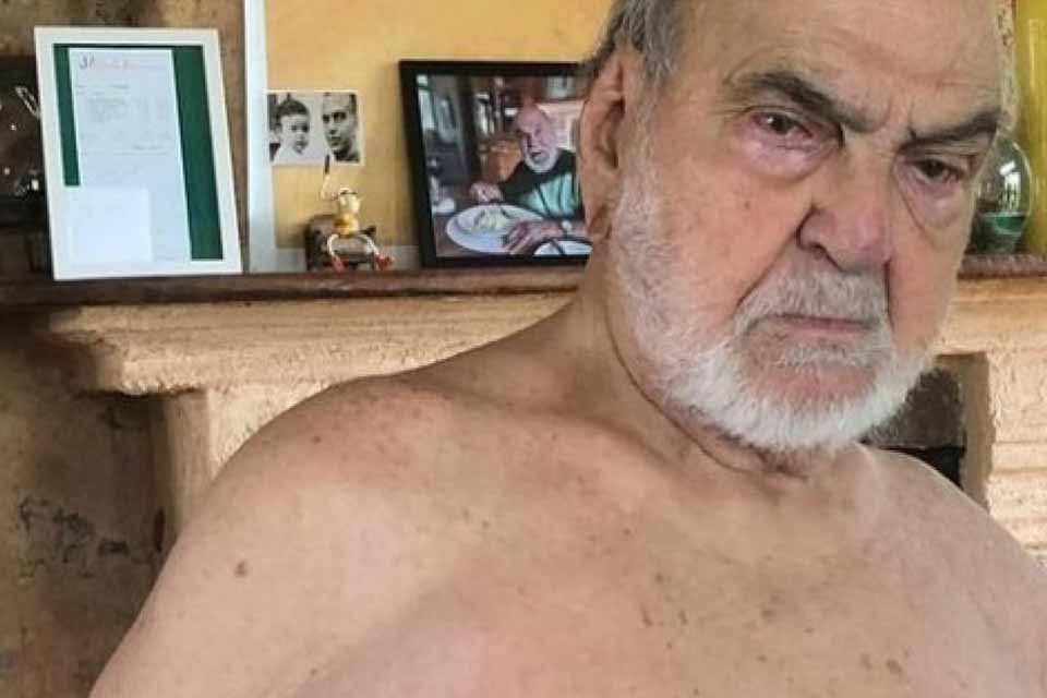 Lima Duarte, aos 94 anos, surge em fotos sem camisa e recebe elogios: “Rumo aos 100”