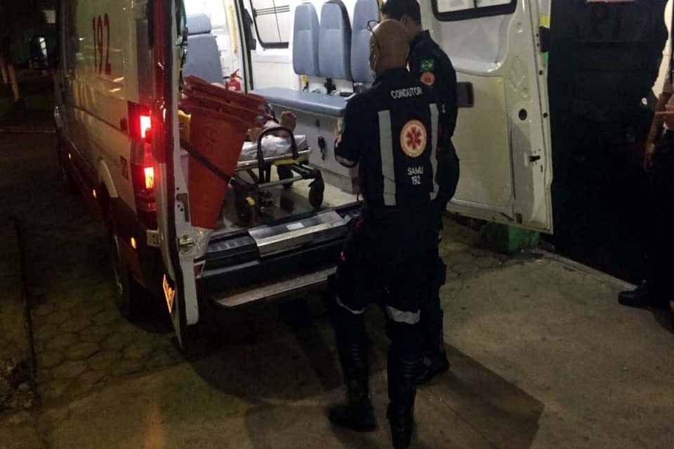 Jovem é espancado por trio armado no centro de Porto Velho