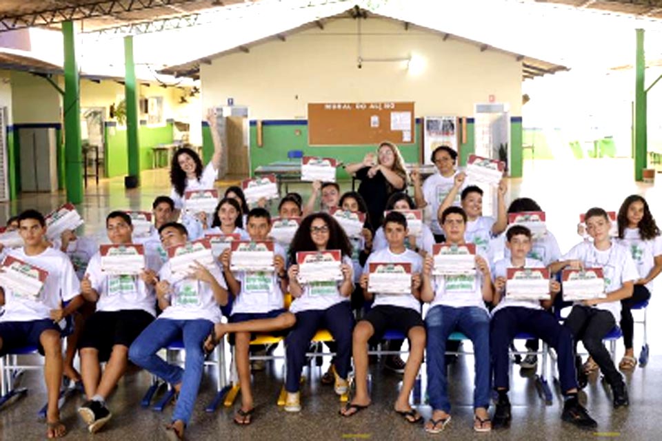 Escola Livre de Arte e Cultura Diversidade Amazônica capacita alunos de Vilhena e da Comunidade Quilombola