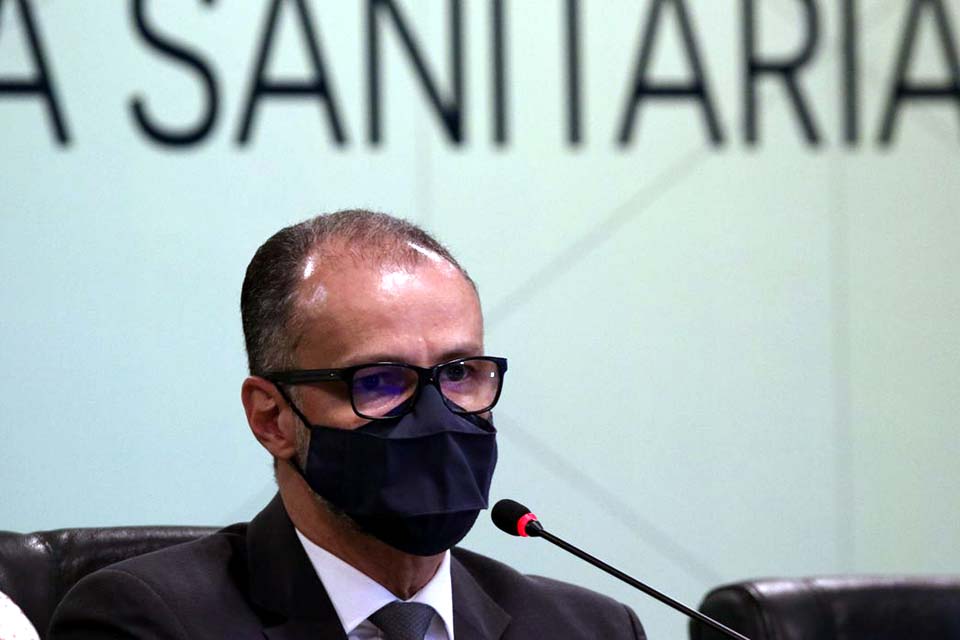 Anvisa pede a Bolsonaro que sancione MP das Vacinas