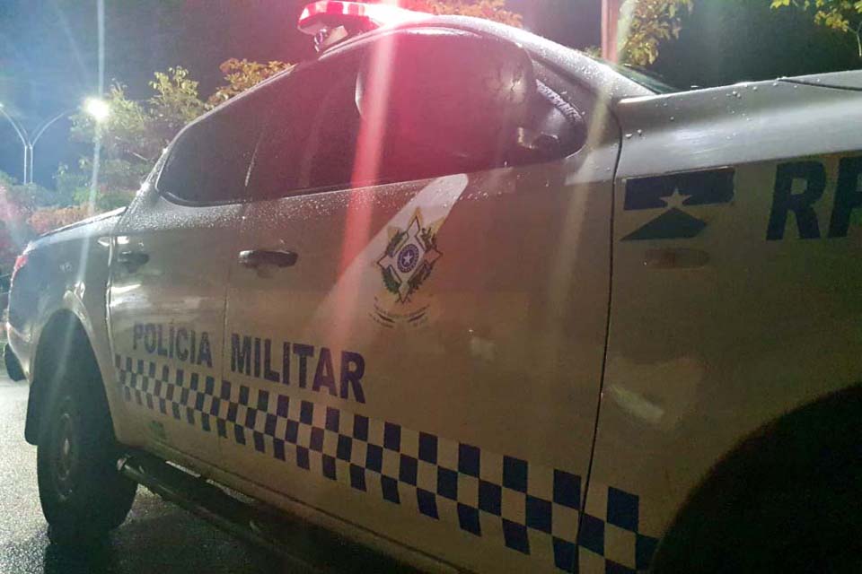 Mulher e atual marido são esfaqueados pelo ex dela