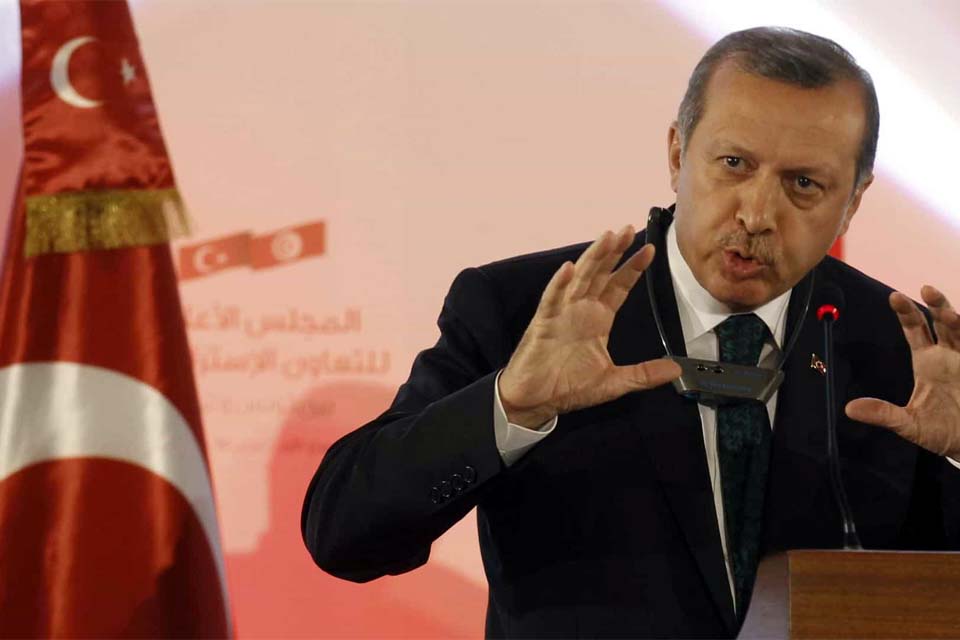 Erdogan anuncia descoberta de importante jazida de gás no mar Negro