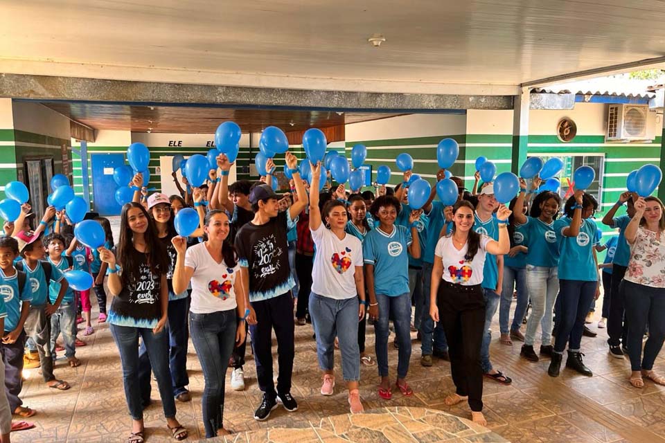 Escola Henrique Dias realiza atividade pedagógica volta para a inclusão de alunos autistas