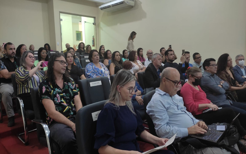 Aula inaugural reúne acadêmicos de mestrado e doutorado em Educação Escolar na Unir