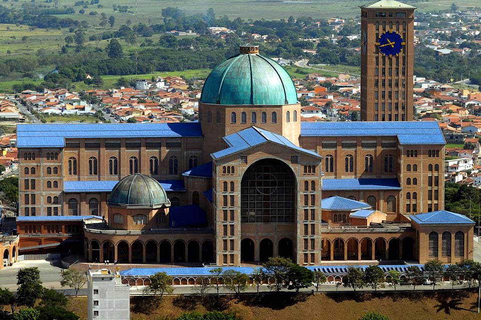 Novena da Padroeira começa hoje no Santuário de Aparecida