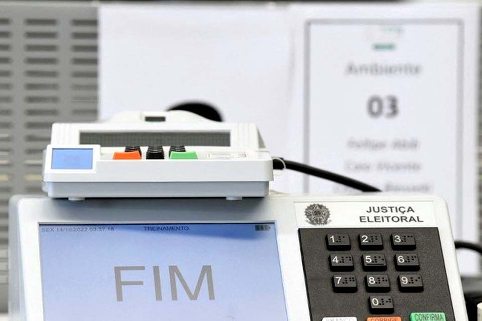 Tribunal Superior Eleitoral já recebeu 127 mil urnas para uso nas eleições deste ano