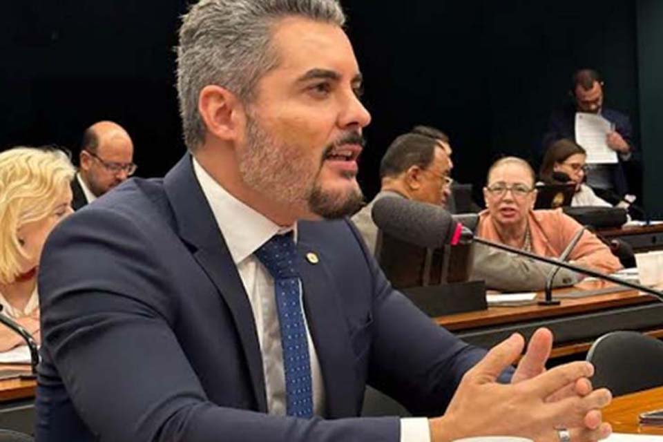 Thiago Flores e outro deputado de Rondônia querem que Itamaraty reconheça o Hamas como ‘‘terrorista’’ 