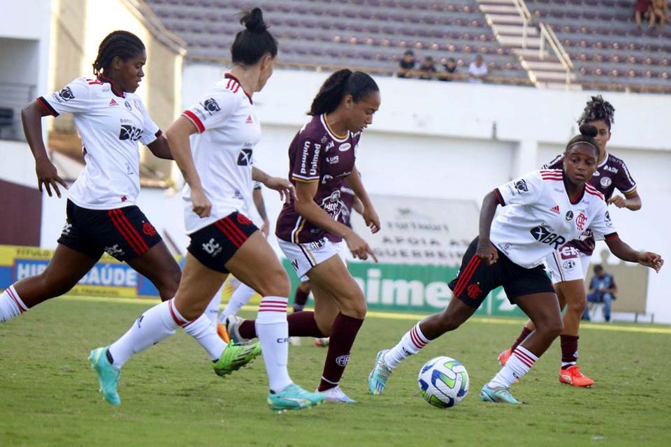 Fla se isola na ponta do Brasileirão Feminino ao derrotar Ferroviária