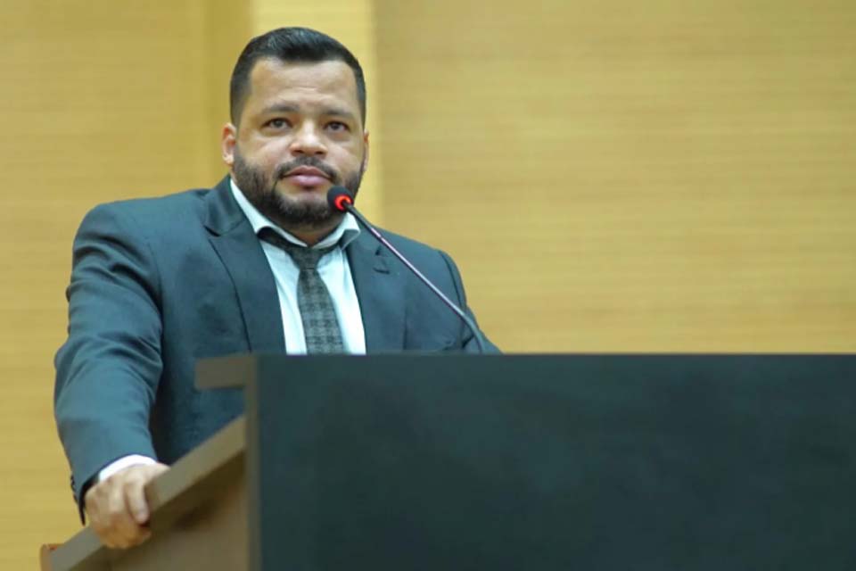 Deputado Edevaldo Neves conquista maior aumento salarial da história da Polícia Penal de Rondônia