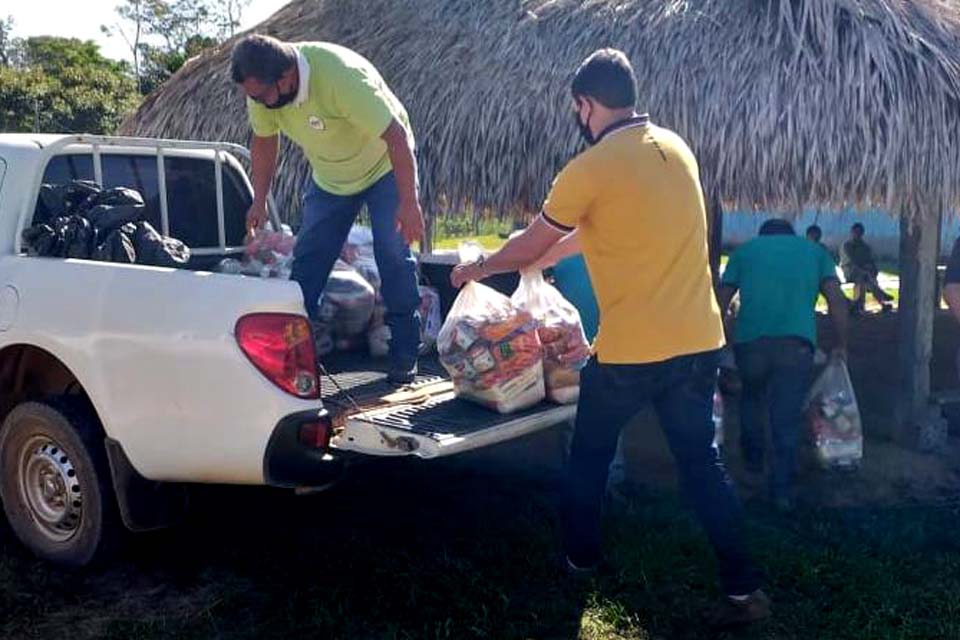 Kits alimentação são distribuídos entre alunos de nove escolas indígenas 