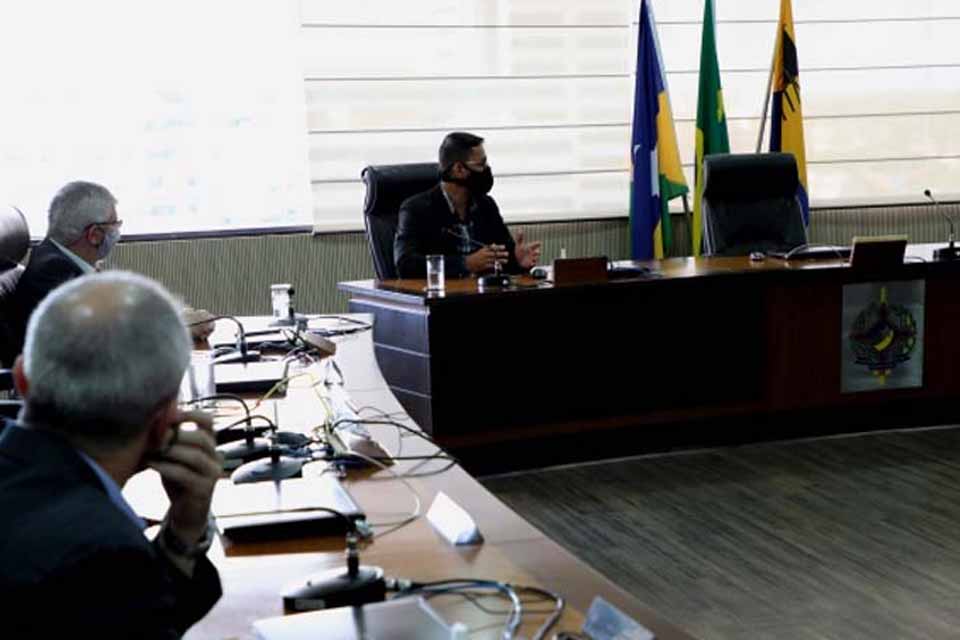 Tribunal de Justiça de Rondônia recebe representantes de oficiais de Justiça