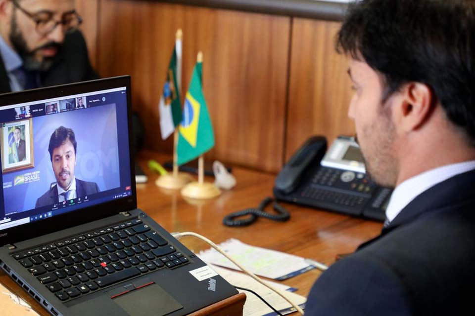 Brasil terá 5G em 20 pontos do país neste ano, diz Fábio Faria