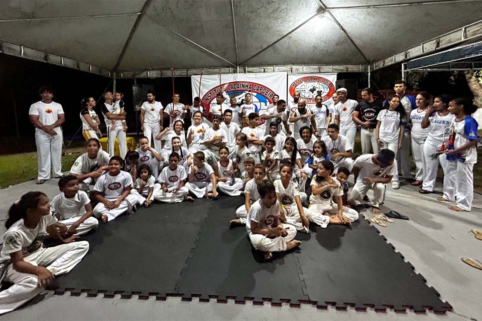 Grupo Raízes de Rondônia de Jaru participa do encontro 'Brincando de Capoeira' em Jorge Teixeira